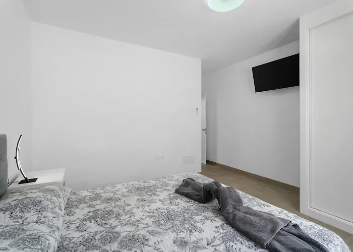 Violeta Costa Del Silencio