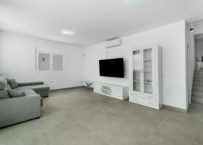 Violeta Costa Del Silencio